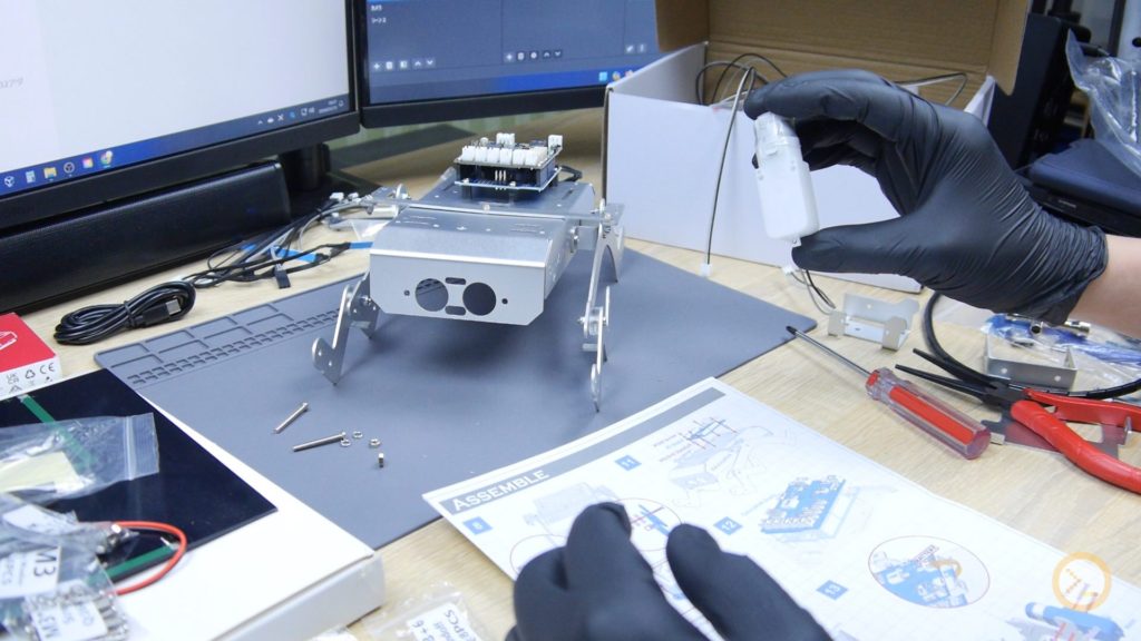 火星探査機をリアルに体験する Arduino キット！SunFounder GalaxyRVR【組み立て編】
